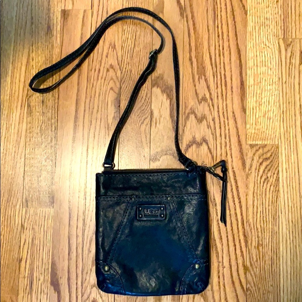 Black crossbody purse